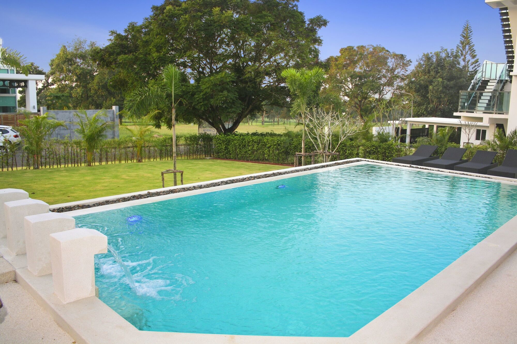 Green View Villas Bang Lamung Bagian luar foto